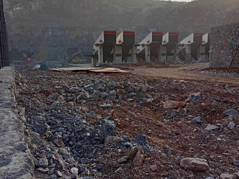 给料机的性能特点有哪些？